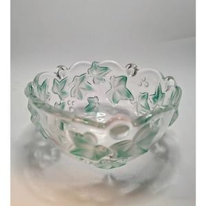 Vintage 1990s Mikasa Queen’s Garden Ivy Leaf Pattern Salad Bowl Candy Dish